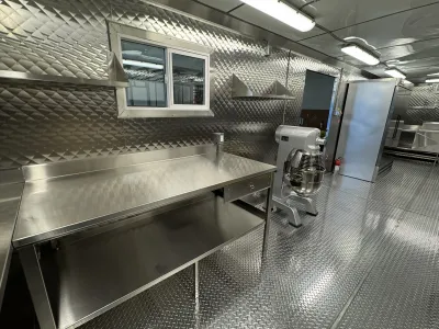 Alexis Creek - Food Trucks - 18ft - 22ft Trailer